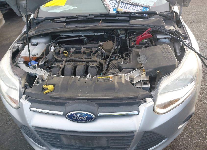 Photo 10 of 2013 Ford Focus SE (VIN 1FADP3F29DL363043)