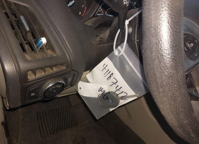 Photo 12 of 2013 Ford Focus SE (VIN 1FADP3F29DL363043)