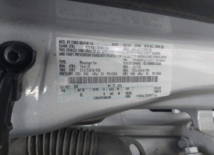 Photo 9 of 2013 Ford Focus SE (VIN 1FADP3F29DL363043)