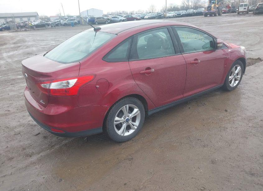 Photo 4 of 2013 Ford Focus SE (VIN 1FADP3F29DL371062)