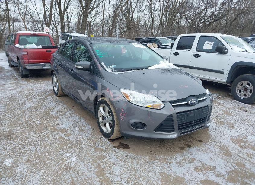 2013 Ford Focus SE (VIN 1FADP3F29DL371580) main photo