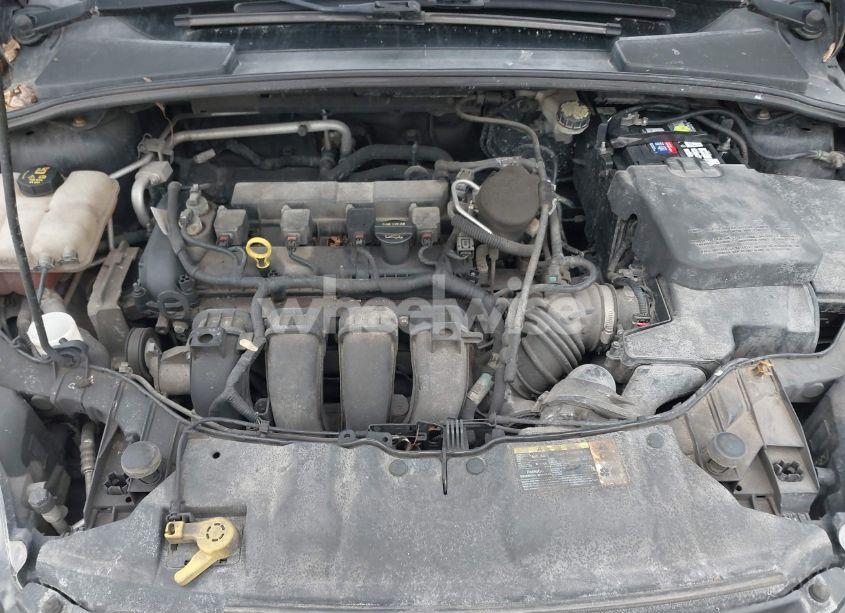 Photo 10 of 2014 Ford Focus SE (VIN 1FADP3F29EL100326)