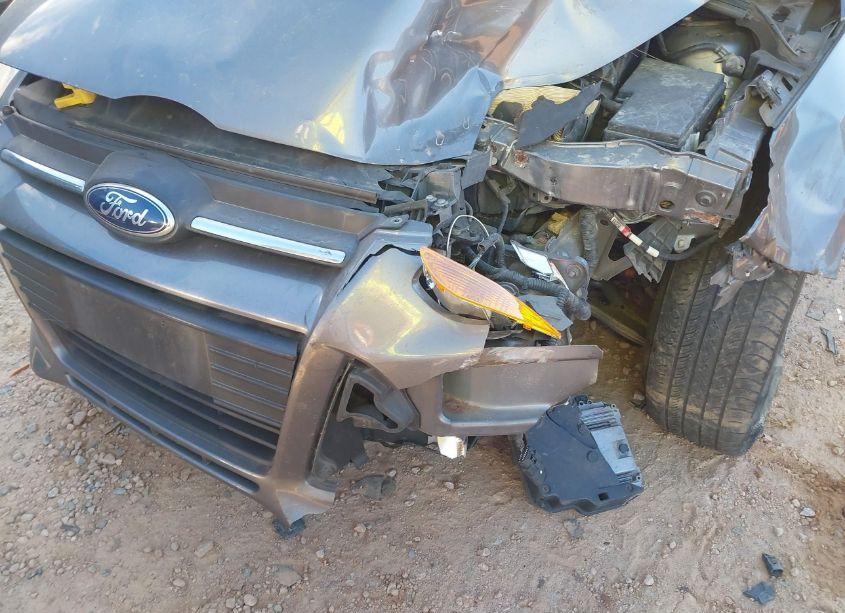 Photo 6 of 2014 Ford Focus SE (VIN 1FADP3F29EL116168)