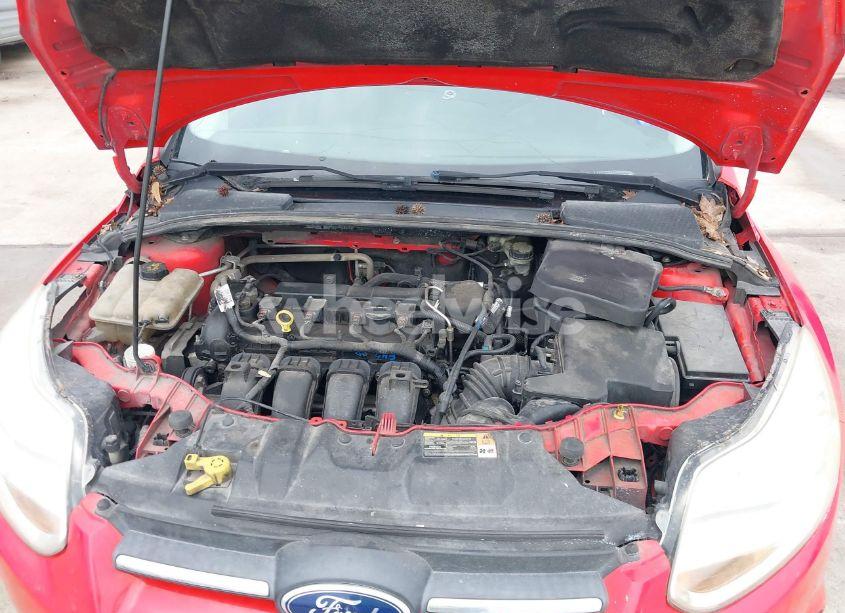 Photo 10 of 2014 Ford Focus SE (VIN 1FADP3F29EL117465)