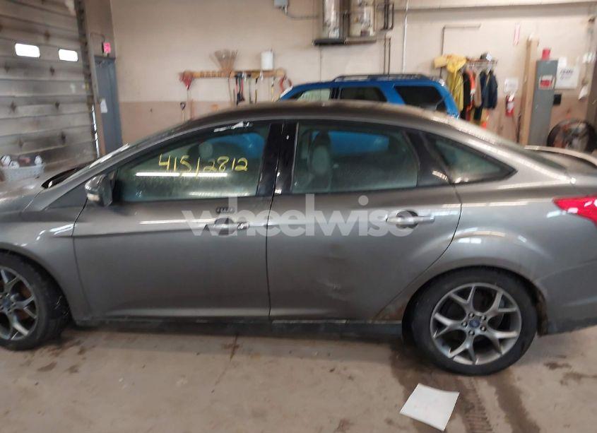 Photo 14 of 2014 Ford Focus SE (VIN 1FADP3F29EL128319)