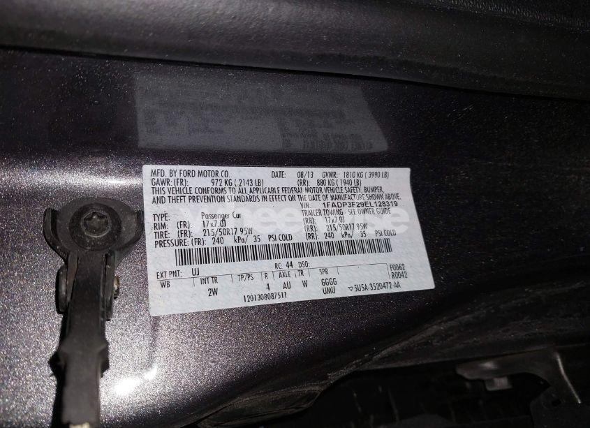 Photo 9 of 2014 Ford Focus SE (VIN 1FADP3F29EL128319)