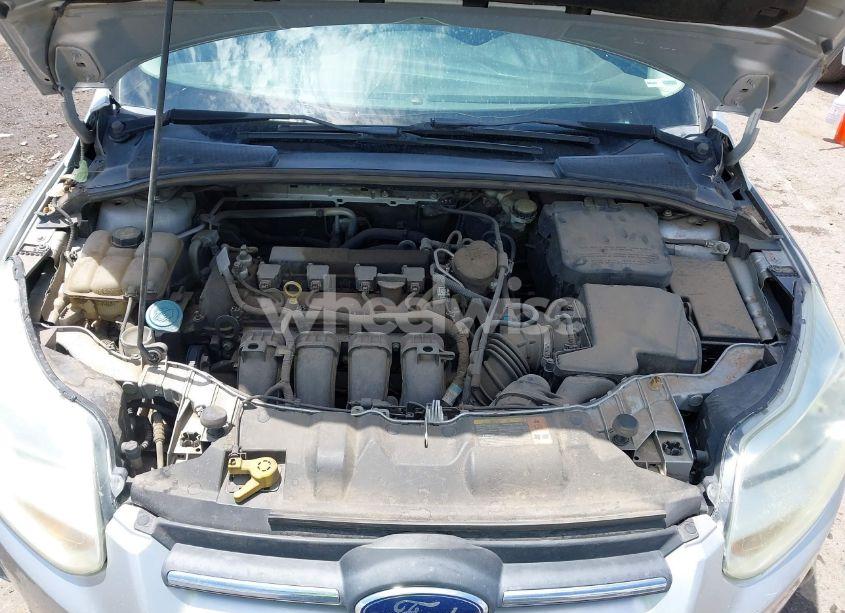 Photo 10 of 2014 Ford Focus SE (VIN 1FADP3F29EL130474)