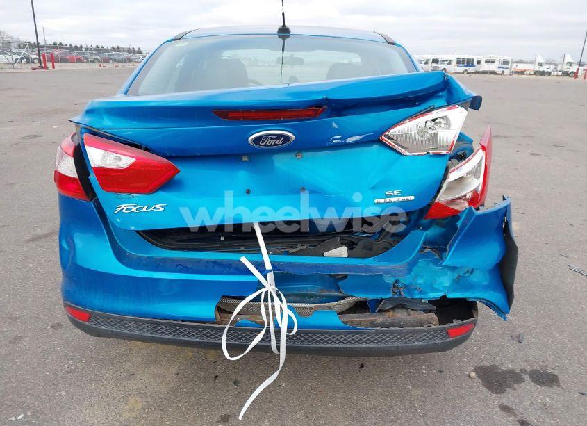 Photo 16 of 2014 Ford Focus SE (VIN 1FADP3F29EL156279)