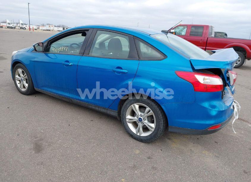 Photo 3 of 2014 Ford Focus SE (VIN 1FADP3F29EL156279)