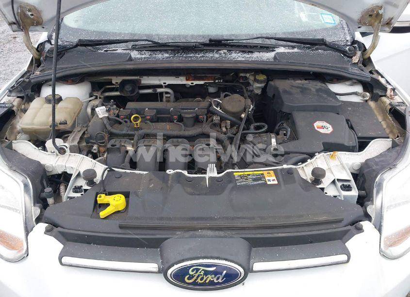 Photo 10 of 2014 Ford Focus SE (VIN 1FADP3F29EL189041)