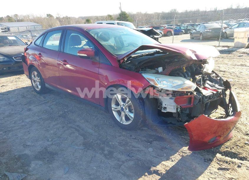2014 Ford Focus SE (VIN 1FADP3F29EL189928) main photo