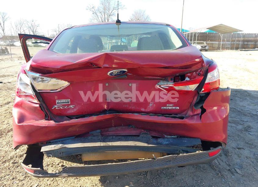 Photo 16 of 2014 Ford Focus SE (VIN 1FADP3F29EL189928)