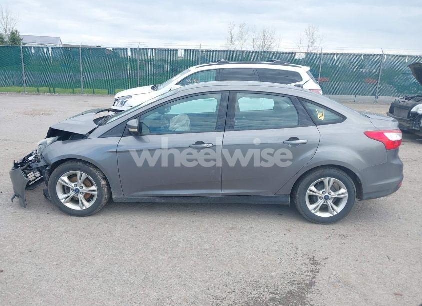 Photo 14 of 2014 Ford Focus SE (VIN 1FADP3F29EL206999)