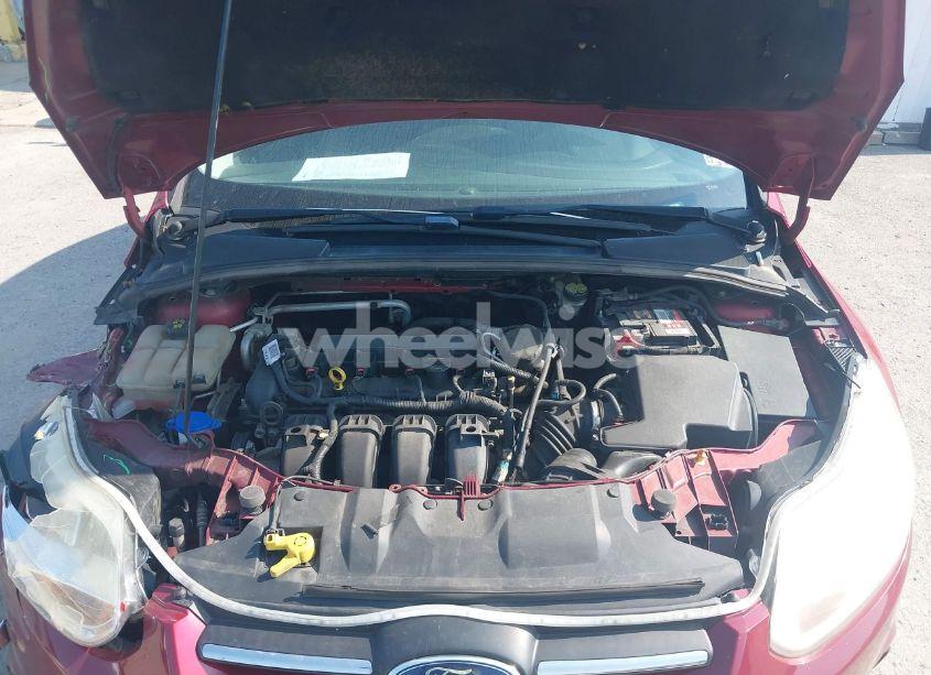 Photo 10 of 2014 Ford Focus SE (VIN 1FADP3F29EL222961)