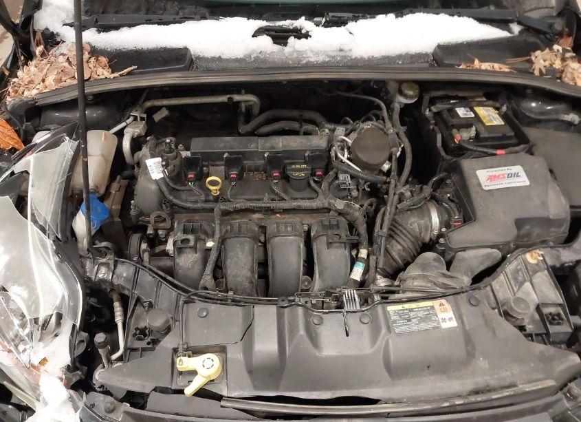 Photo 10 of 2014 Ford Focus SE (VIN 1FADP3F29EL230008)