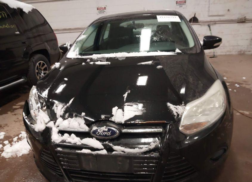 Photo 12 of 2014 Ford Focus SE (VIN 1FADP3F29EL230008)