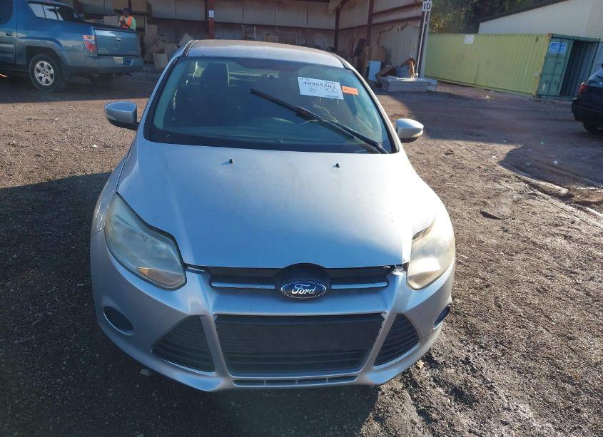 Photo 6 of 2014 Ford Focus SE (VIN 1FADP3F29EL233202)