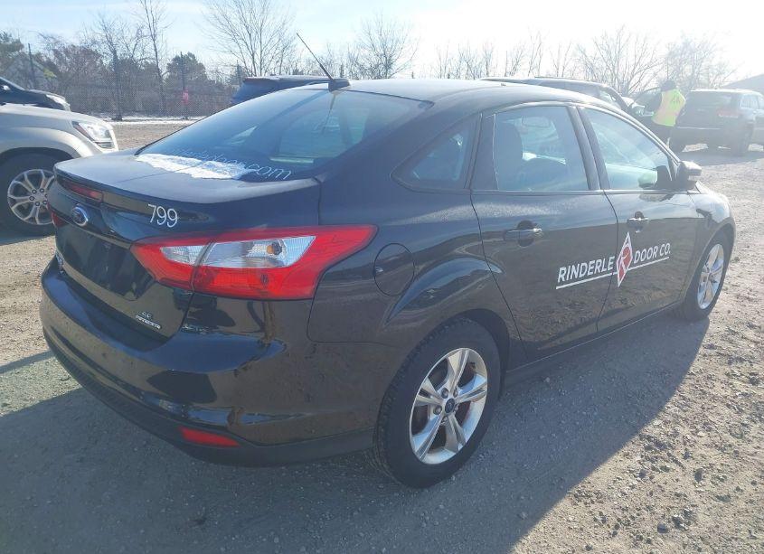 Photo 4 of 2014 Ford Focus SE (VIN 1FADP3F29EL234544)