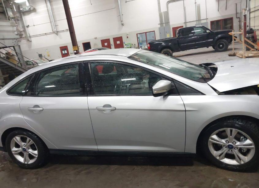 Photo 14 of 2014 Ford Focus SE (VIN 1FADP3F29EL247360)