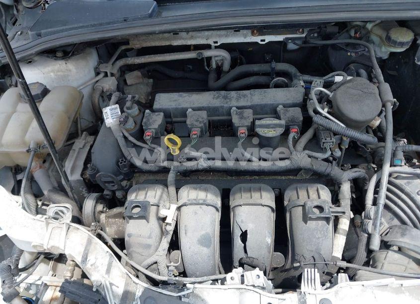 Photo 10 of 2014 Ford Focus SE (VIN 1FADP3F29EL268225)