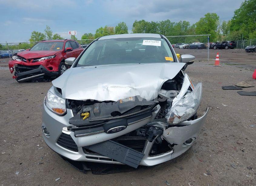 Photo 12 of 2014 Ford Focus SE (VIN 1FADP3F29EL270041)