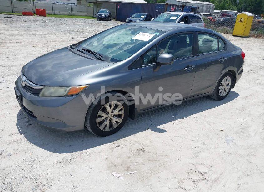 Photo 2 of 2014 Ford Focus SE (VIN 1FADP3F29EL280889)