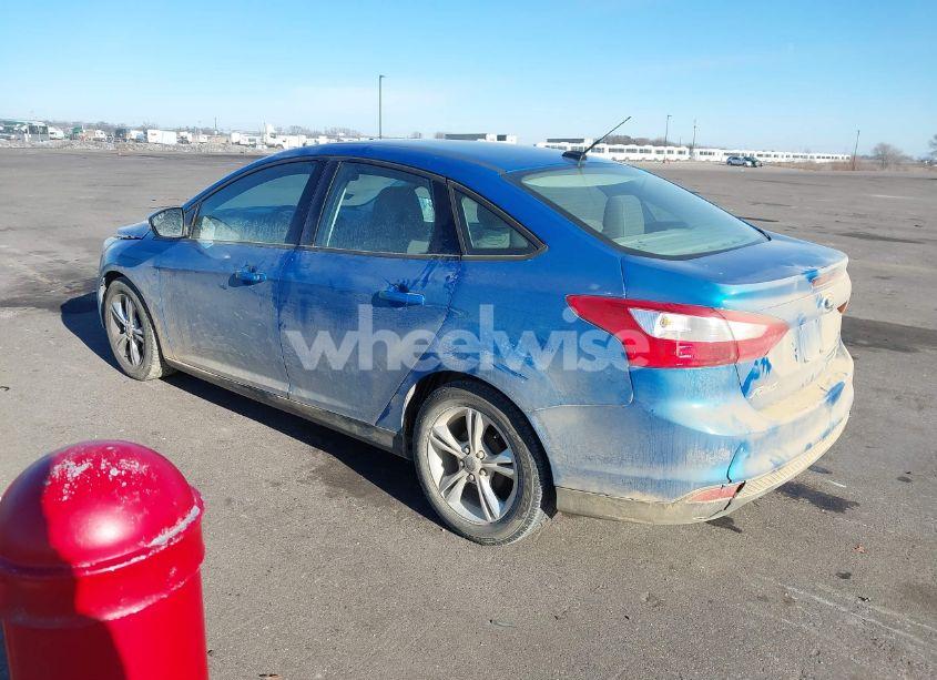 Photo 3 of 2014 Ford Focus SE (VIN 1FADP3F29EL286949)