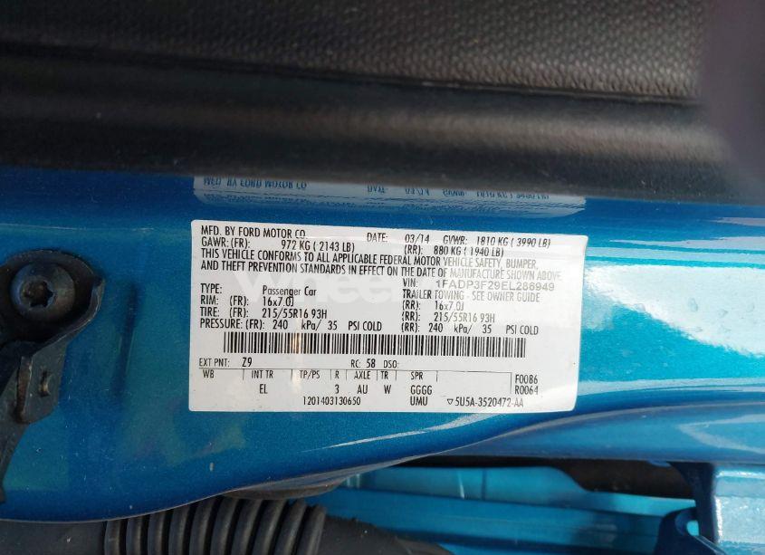 Photo 9 of 2014 Ford Focus SE (VIN 1FADP3F29EL286949)