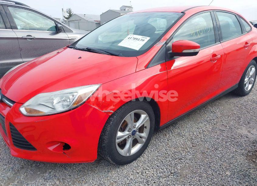 Photo 6 of 2014 Ford Focus SE (VIN 1FADP3F29EL322297)