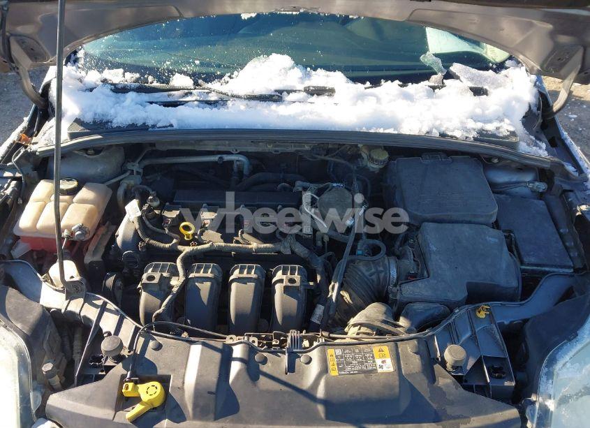 Photo 10 of 2014 Ford Focus SE (VIN 1FADP3F29EL338922)