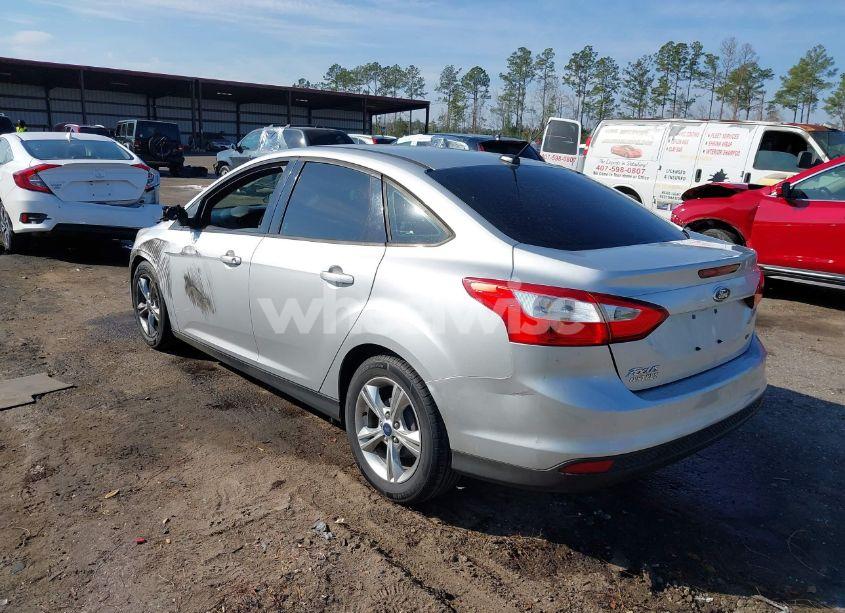 Photo 3 of 2014 Ford Focus SE (VIN 1FADP3F29EL360371)