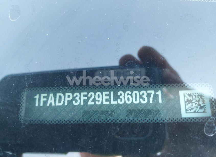 Photo 9 of 2014 Ford Focus SE (VIN 1FADP3F29EL360371)