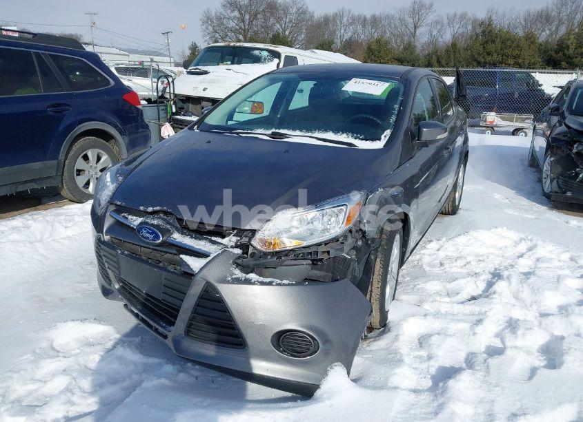 Photo 6 of 2014 Ford Focus SE (VIN 1FADP3F29EL369541)
