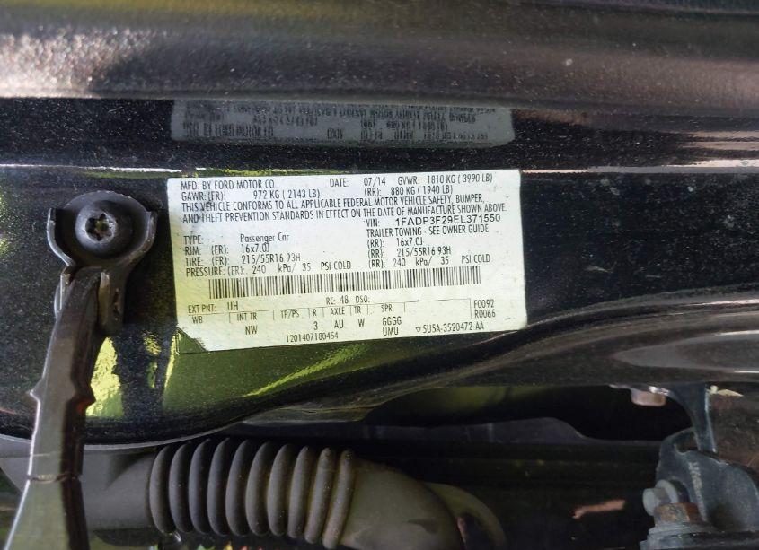 Photo 9 of 2014 Ford Focus SE (VIN 1FADP3F29EL371550)