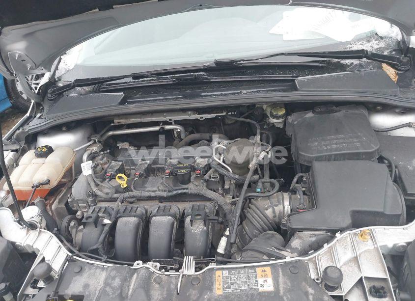 Photo 10 of 2014 Ford Focus SE (VIN 1FADP3F29EL377445)