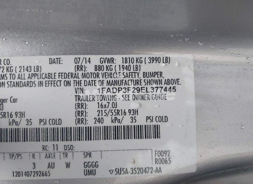 Photo 9 of 2014 Ford Focus SE (VIN 1FADP3F29EL377445)