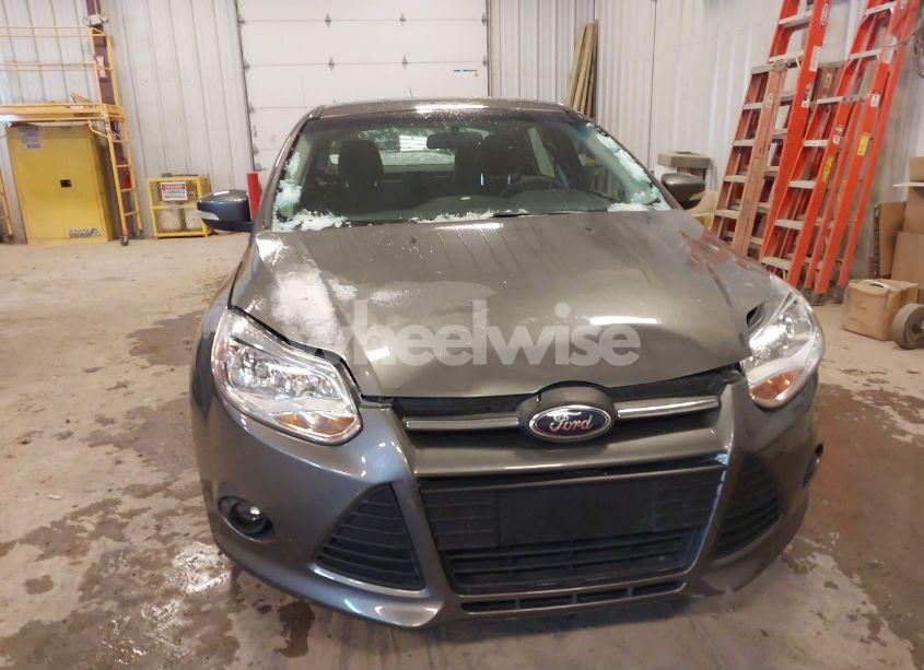 Photo 12 of 2014 Ford Focus SE (VIN 1FADP3F29EL380846)