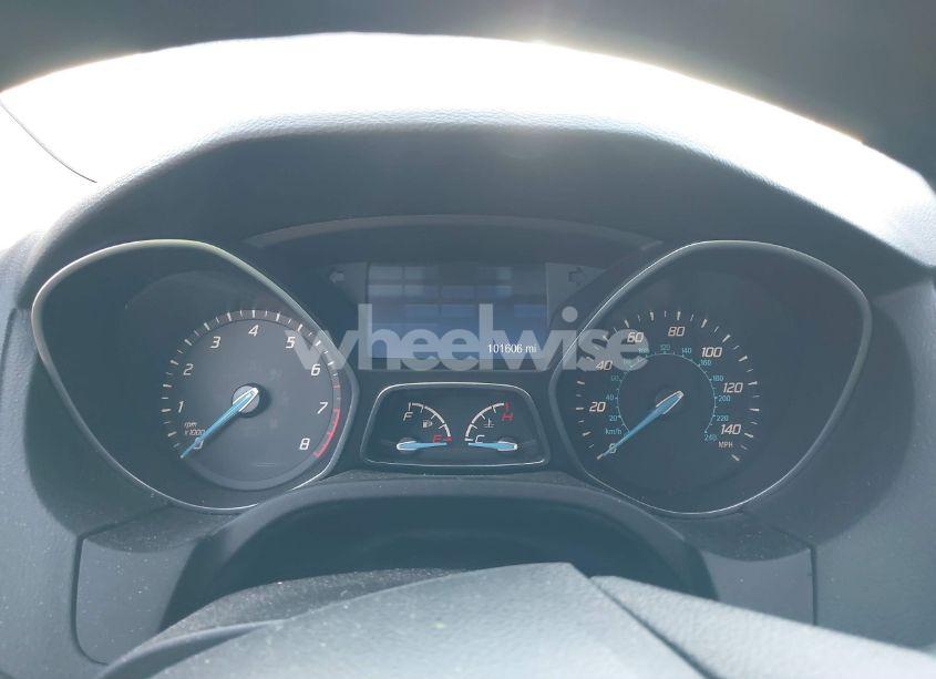 Photo 7 of 2014 Ford Focus SE (VIN 1FADP3F29EL392642)