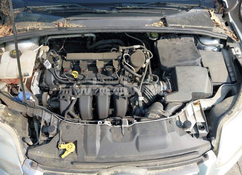 Photo 10 of 2014 Ford Focus SE (VIN 1FADP3F29EL403817)