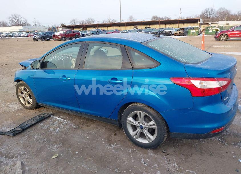 Photo 15 of 2014 Ford Focus SE (VIN 1FADP3F29EL428068)