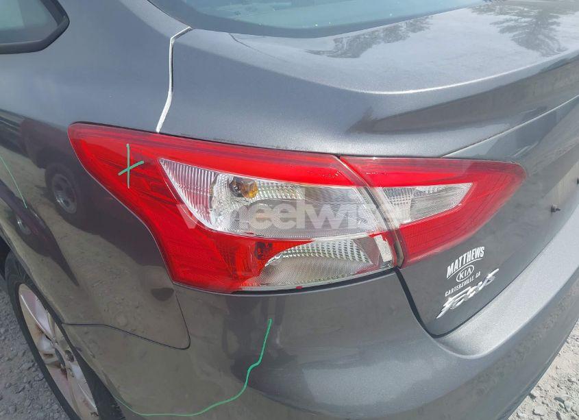 Photo 13 of 2014 Ford Focus SE (VIN 1FADP3F29EL446926)