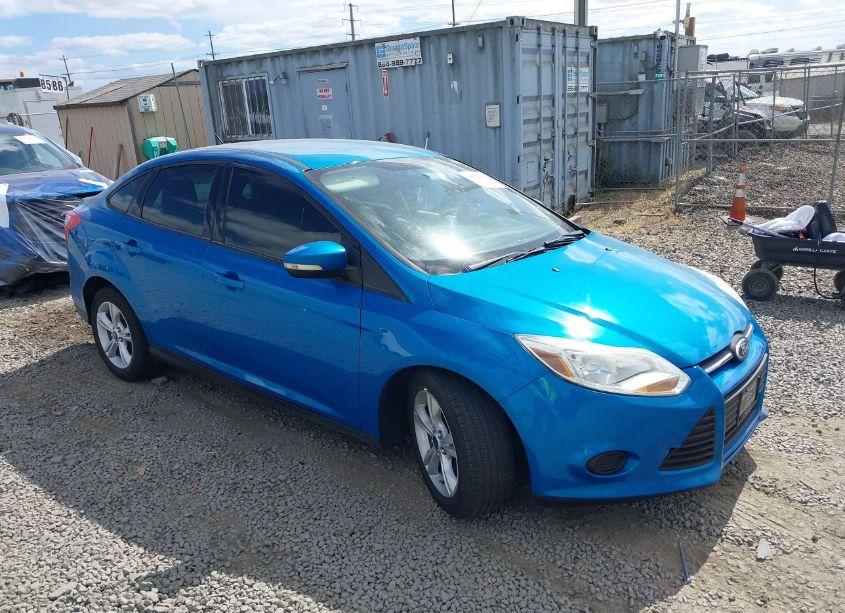 2014 Ford Focus SE (VIN 1FADP3F29EL454265) main photo