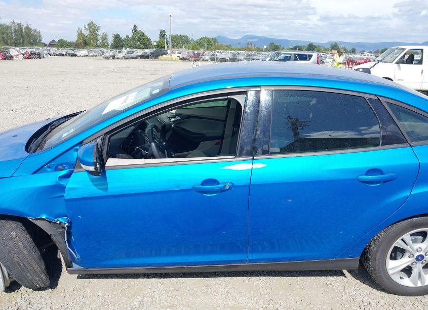 Photo 14 of 2014 Ford Focus SE (VIN 1FADP3F29EL454265)