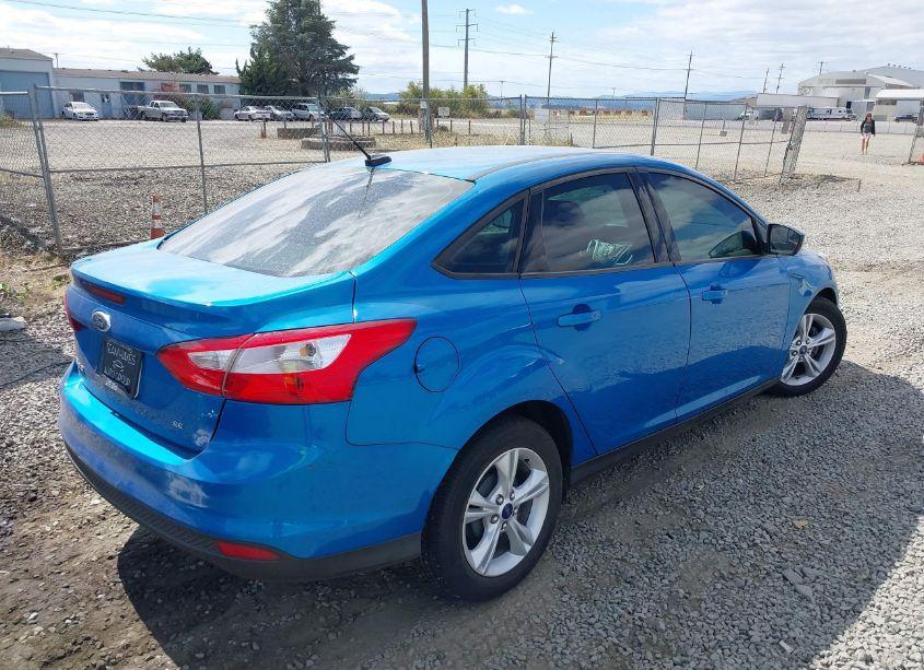 Photo 4 of 2014 Ford Focus SE (VIN 1FADP3F29EL454265)