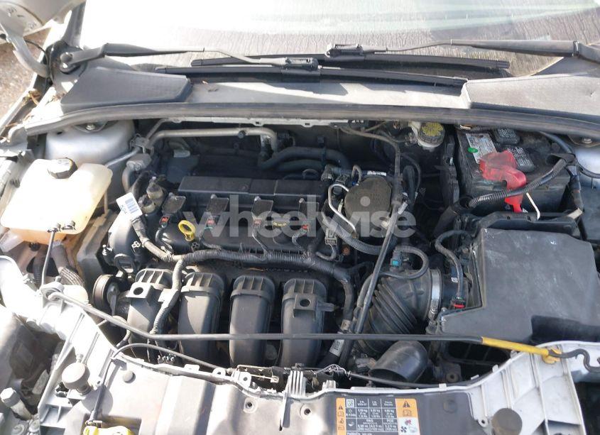 Photo 10 of 2014 Ford Focus SE (VIN 1FADP3F29EL457909)