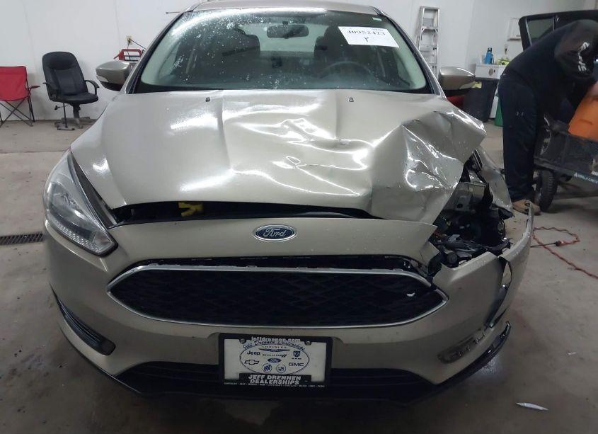 Photo 13 of 2015 Ford Focus SE (VIN 1FADP3F29FL217809)