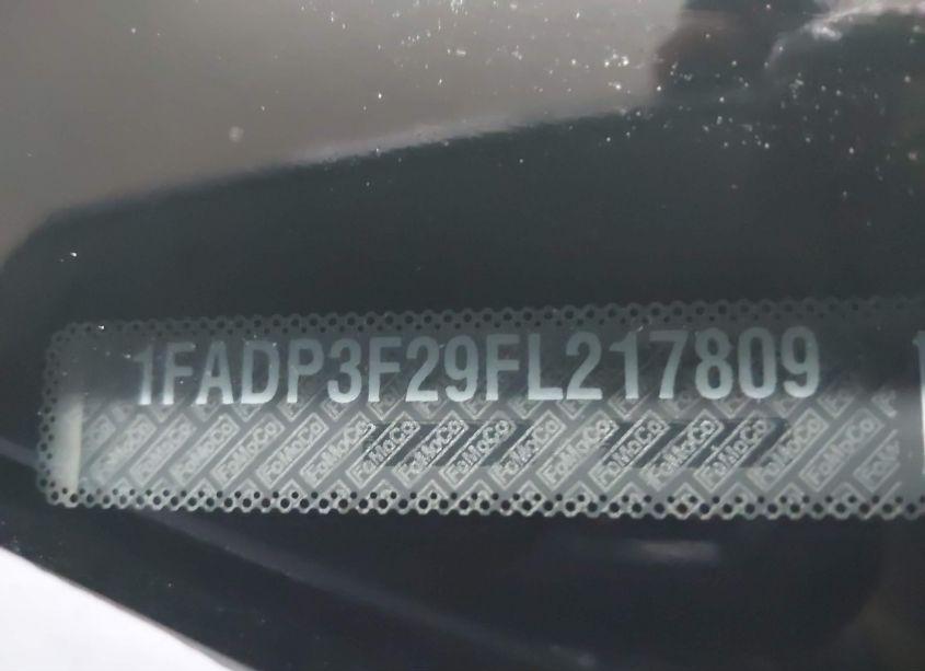 Photo 9 of 2015 Ford Focus SE (VIN 1FADP3F29FL217809)