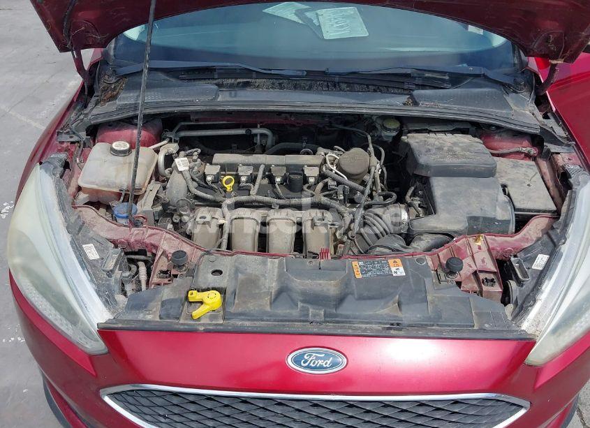 Photo 10 of 2015 Ford Focus SE (VIN 1FADP3F29FL241737)