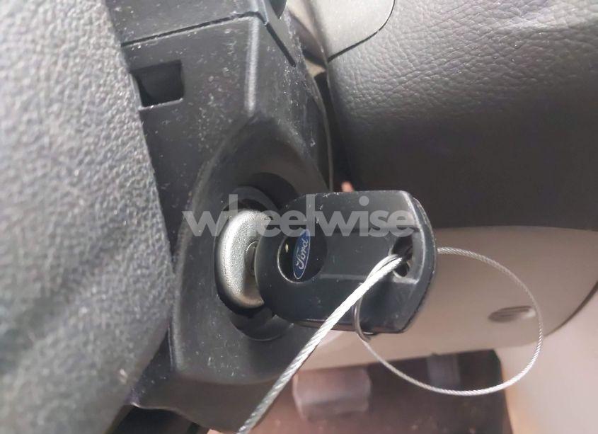 Photo 11 of 2015 Ford Focus SE (VIN 1FADP3F29FL271191)