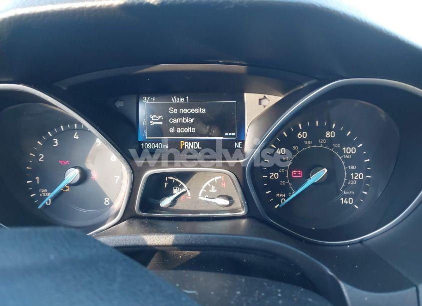 Photo 7 of 2015 Ford Focus SE (VIN 1FADP3F29FL292073)